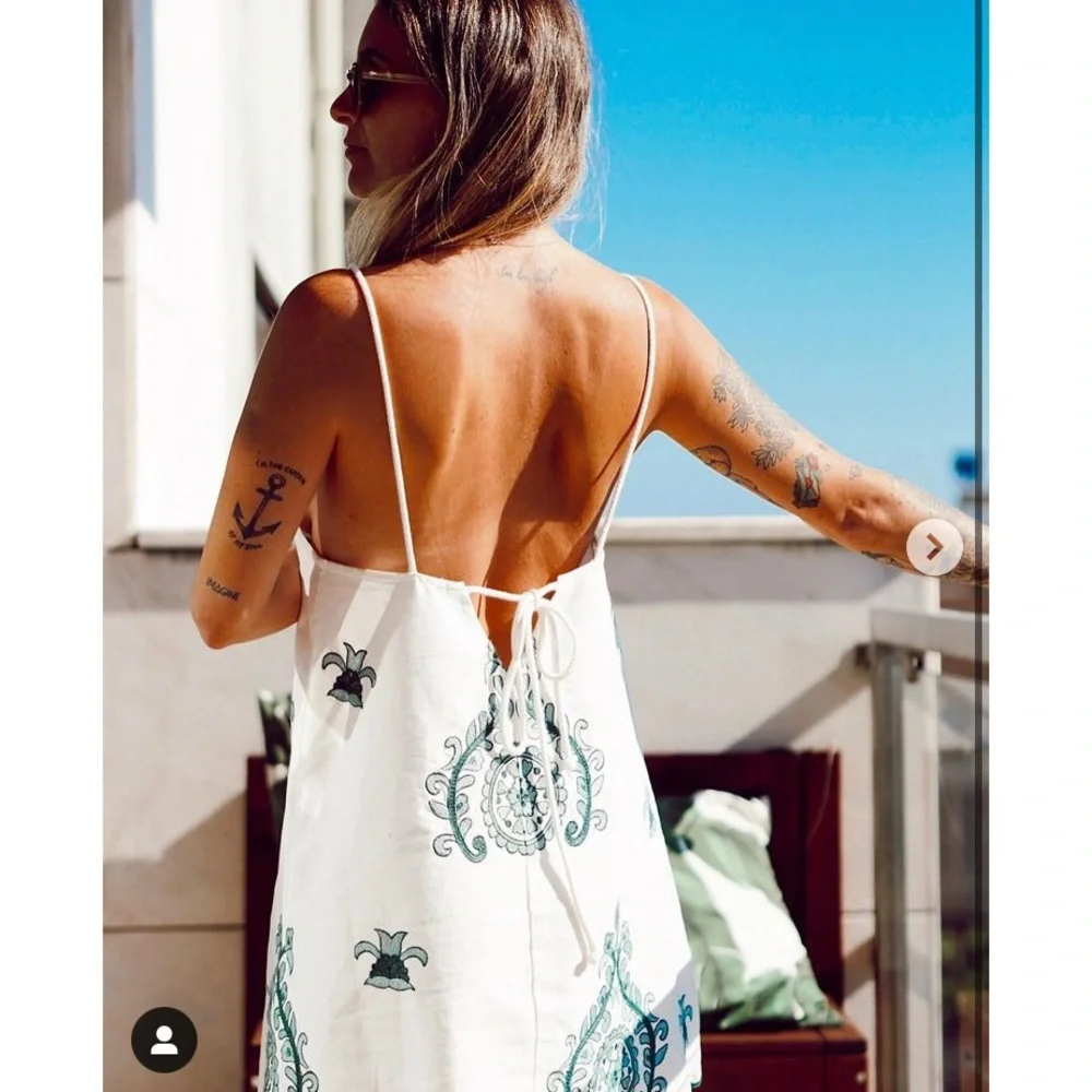 ZARA EMBROIDERED MINI DRESS SIZE SMALL - Picture 6 of 16